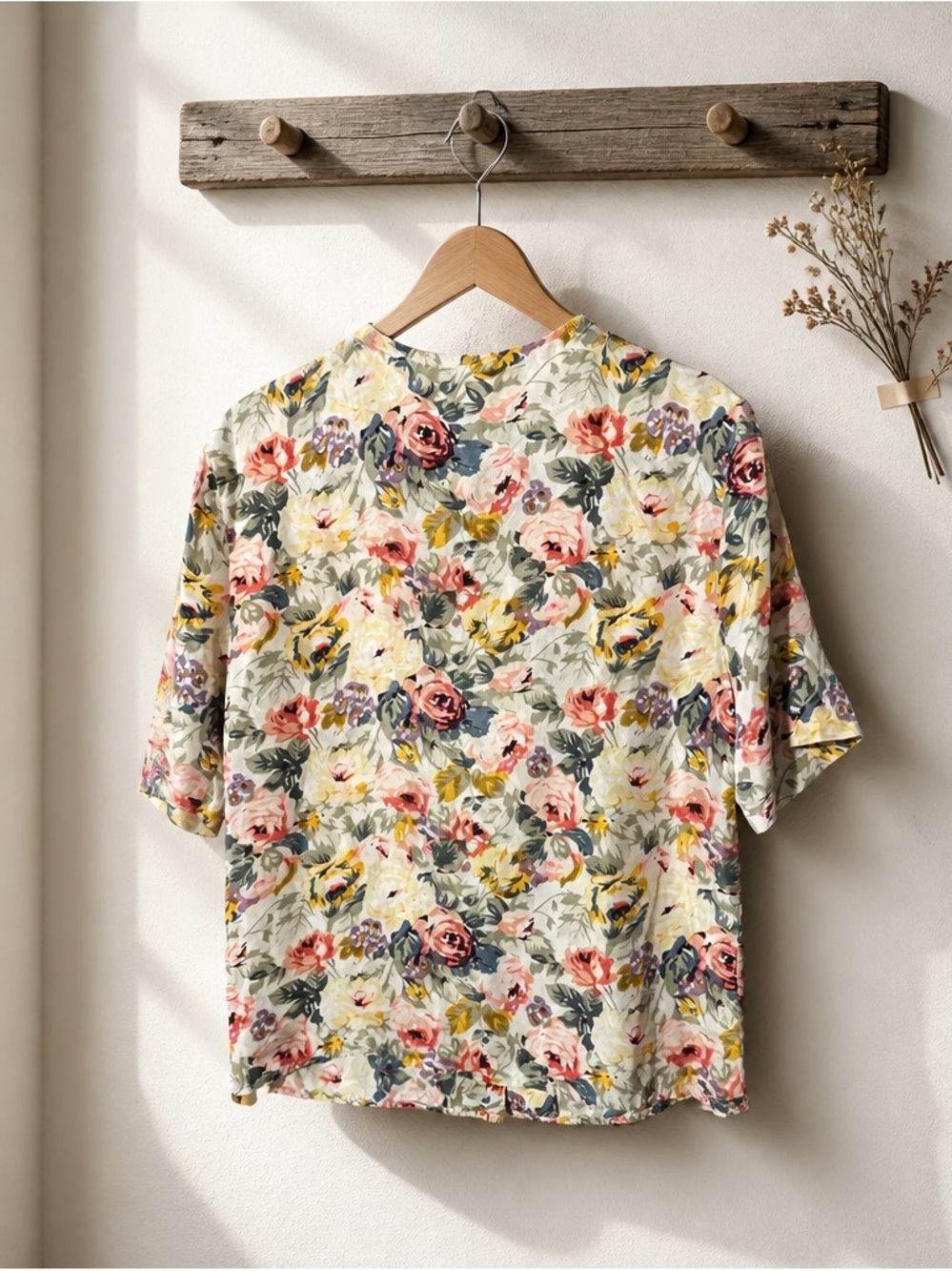 💯 silk vintage Floral Button-Front Women’s Top Multicolor - Picture 2 of 3